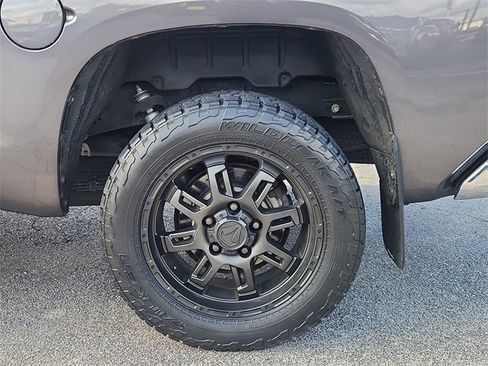 Used 2016 Toyota Tundra SR5 image 28