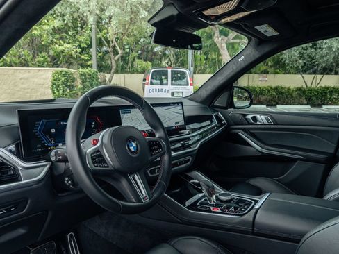 Used 2025 BMW X5 M Competition AWD/4WD image 15