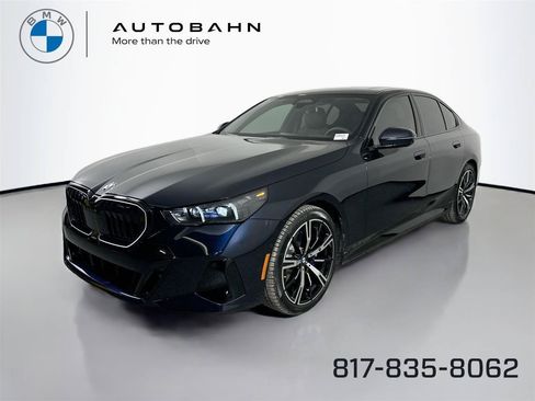 New 2026 BMW 530i xDrive w/ M Sport Package AWD/4WD image 2