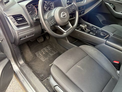 Used 2024 Nissan Rogue S AWD/4WD image 13
