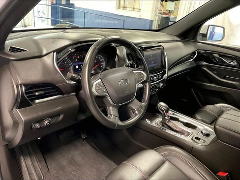 Used 2023 Chevrolet Traverse RS AWD/4WD image 8