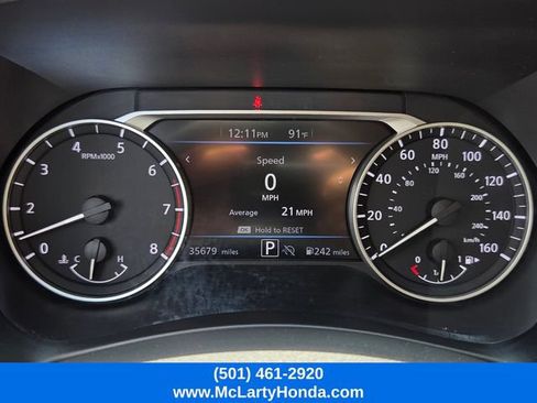 Used 2025 Nissan Sentra SR FWD image 29