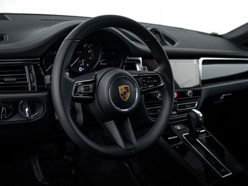 New 2026 Porsche Macan AWD/4WD image 14