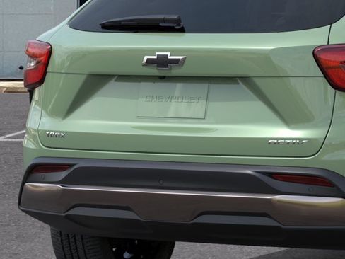 New 2026 Chevrolet Trax ACTIV w/ Driver Confidence Package FWD image 14