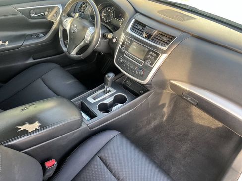 Used 2016 Nissan Altima 2.5 SR FWD image 15