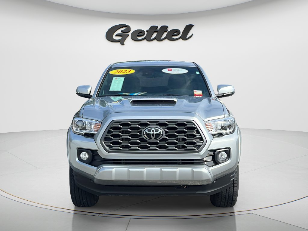 Used 2023 Toyota Tacoma TRD Sport RWD image 2