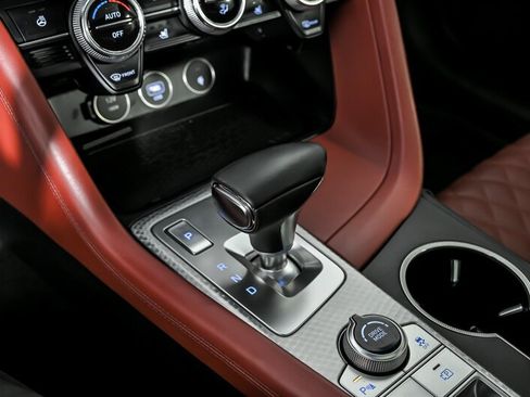 Used 2022 Genesis G70 3.3T Launch Edition image 35