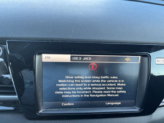 Used 2017 Kia Niro Touring FWD image 13