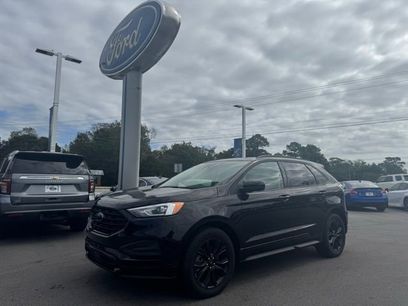 New 2024 Ford Edge SE w/ Black Appearance Package