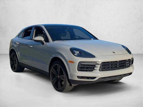 Used 2021 Porsche Cayenne Coupe AWD/4WD image 3