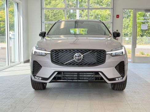 New 2026 Volvo XC60 B5 Plus w/ Protection Package Premier image 3