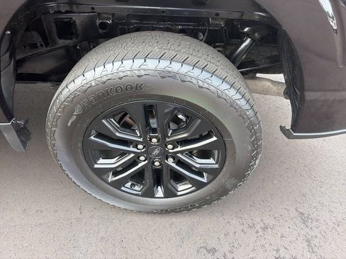 Used 2025 Ford F150 Lariat AWD/4WD image 13