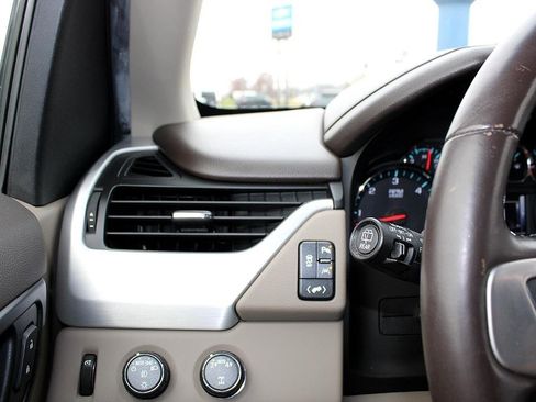 Used 2018 GMC Yukon SLT image 23