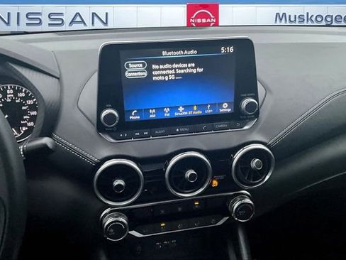 New 2025 Nissan Sentra SV w/ Trunk Package FWD image 7