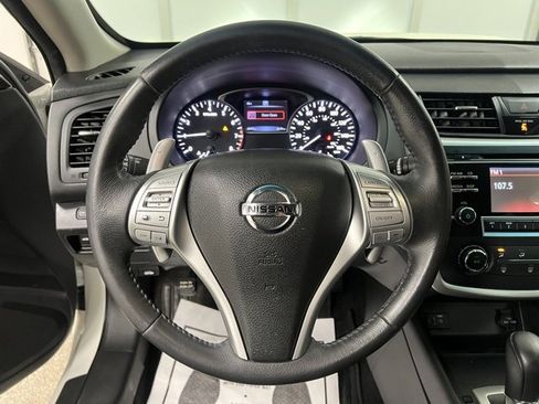 Used 2017 Nissan Altima 2.5 SR w/ Midnight Edition Package image 24