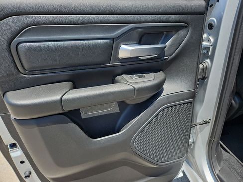 Used 2026 RAM 1500 Express AWD/4WD image 16