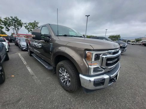 Used 2022 Ford F350 Lariat RWD image 1