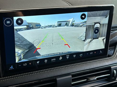 New 2025 Lincoln Corsair Reserve w/ Equipment Group 202A image 19