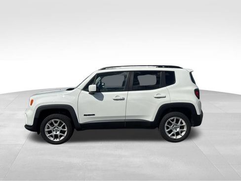 Used 2020 Jeep Renegade Latitude w/ Cold Weather Group AWD/4WD image 2
