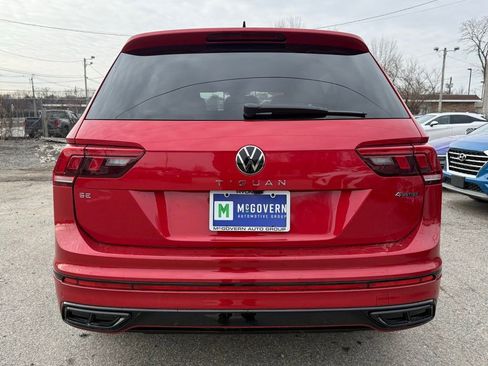 Used 2024 Volkswagen Tiguan SE R-Line AWD/4WD image 7