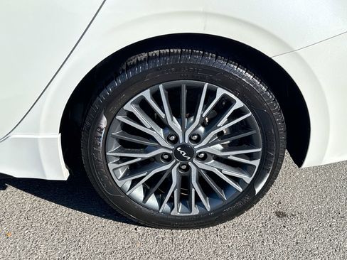 Used 2023 Kia Forte GT-Line FWD image 7