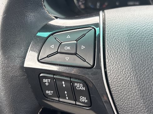 Used 2017 Ford Explorer Platinum AWD/4WD image 22