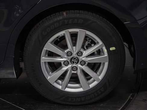 New 2025 Toyota Camry LE image 9