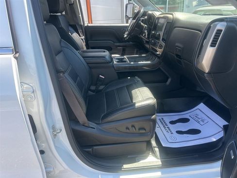 Used 2015 GMC Sierra 3500 Denali w/ Duramax Plus Package AWD/4WD image 12