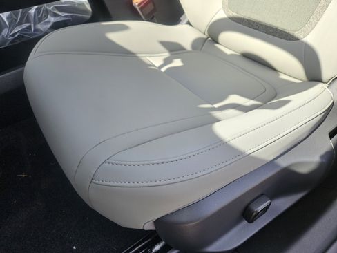 New 2026 Volvo EX30 Cross Country Ultra w/ Protection Package Premier image 8