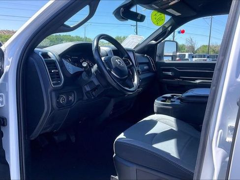 Used 2024 RAM 2500 Big Horn w/ Bed Utility Group AWD/4WD image 13