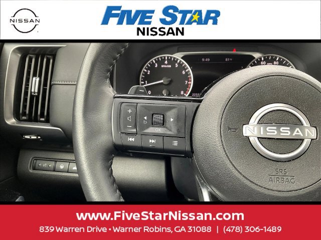 Used 2024 Nissan Pathfinder SL FWD image 13