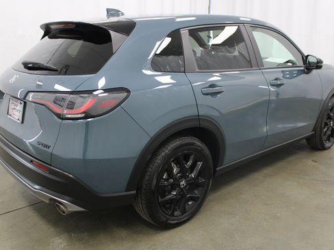 Used 2024 Honda HR-V Sport image 5