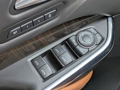 Used 2019 Cadillac XT4 Premium Luxury FWD image 20
