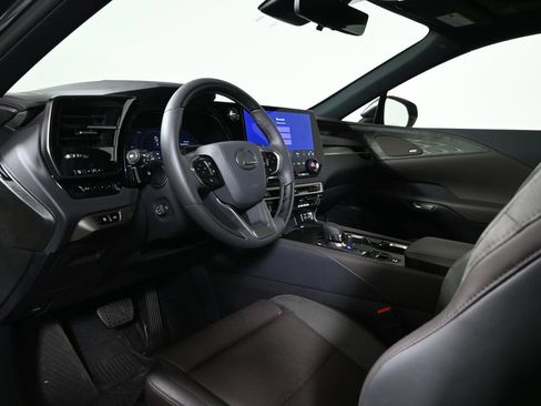 Used 2026 Lexus RX 350 w/ Convenience Package AWD/4WD image 4