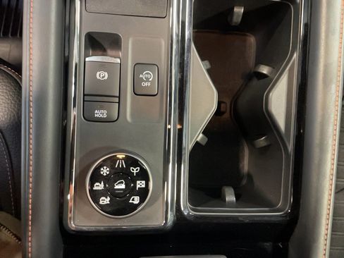 Used 2023 Nissan Pathfinder Rock Creek image 16