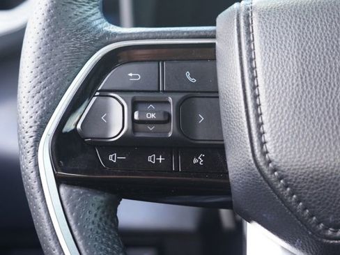 Used 2023 Toyota Tundra Platinum AWD/4WD image 26
