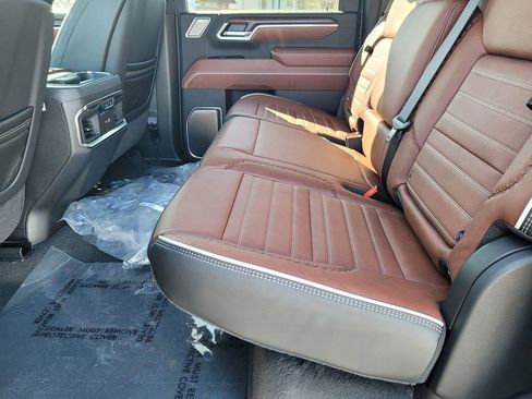 New 2026 GMC Sierra 2500 Denali Ultimate w/ Max Trailering Package image 8