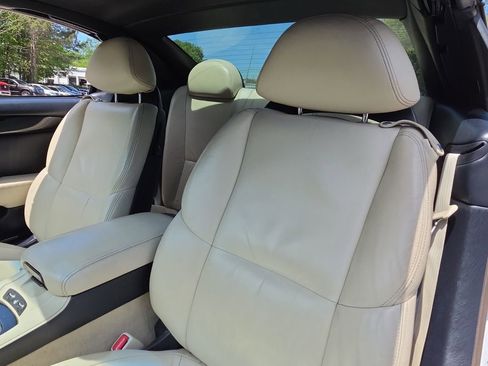 Used 2009 Lexus SC 430 Convertible RWD image 15