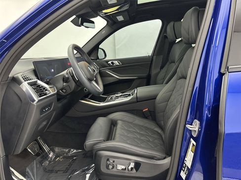 Used 2025 BMW X5 M60i AWD/4WD image 25