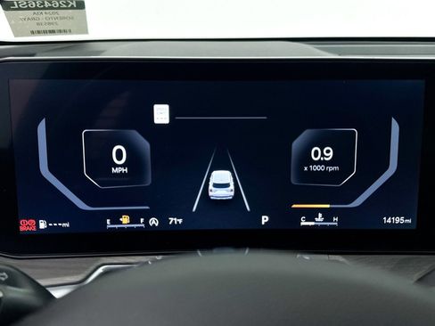 Certified 2024 Kia Sorento SX Prestige w/ Olive Brown Leather Package image 37