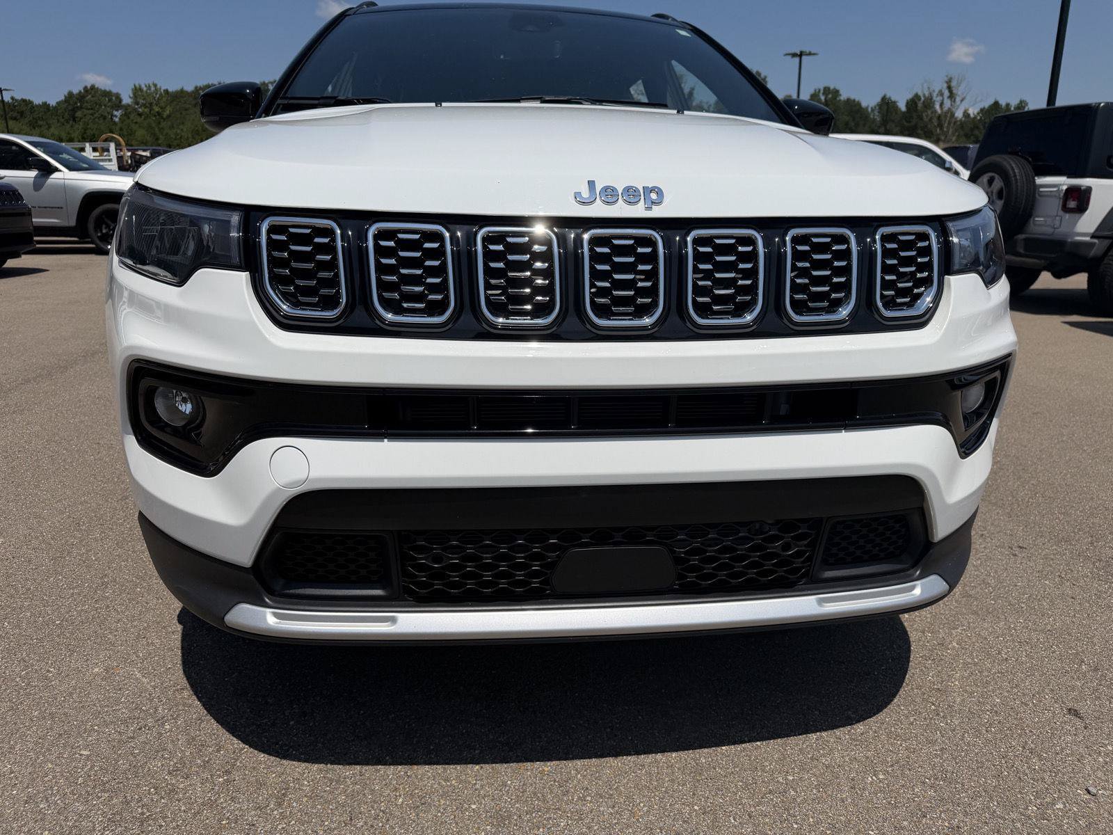 Certified 2025 Jeep Compass Limited AWD/4WD image 23