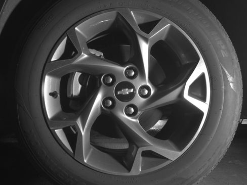 Used 2025 Chevrolet Trax LT w/ LT Convenience Package FWD image 12