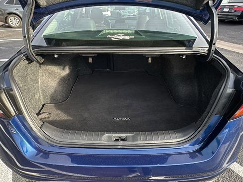 Used 2019 Nissan Altima 2.5 SR image 14