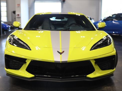 Used 2022 Chevrolet Corvette Stingray Coupe w/ Z51 Performance Package RWD image 2