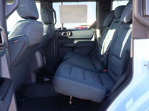 New 2025 Ford Bronco Heritage Edition image 10