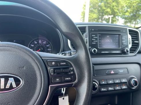 Used 2019 Kia Sportage LX AWD/4WD image 19