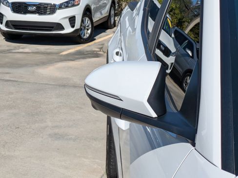 Certified 2024 Hyundai Santa Cruz Limited image 8