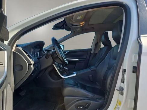 Used 2015 Volvo XC60 T5 Premier FWD image 15