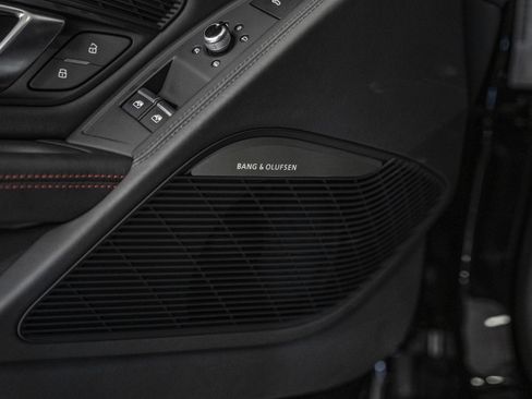 Used 2023 Audi R8 V10 performance image 32