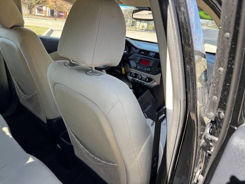 Used 2013 Kia Rio LX w/ PWR Pkg image 18